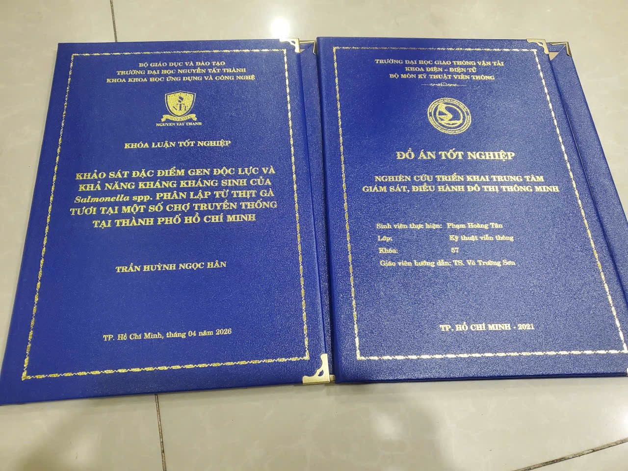 Bìa khóa luận tốt nghiệp ĐH Nguyễn Tất Thành và ĐH Giao Thông Vận Tải